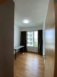 Vacanza @ East (D14), Condominium #553967011